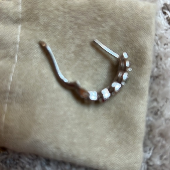 GORGEOUS!  French Clip - Picture 4 of 4